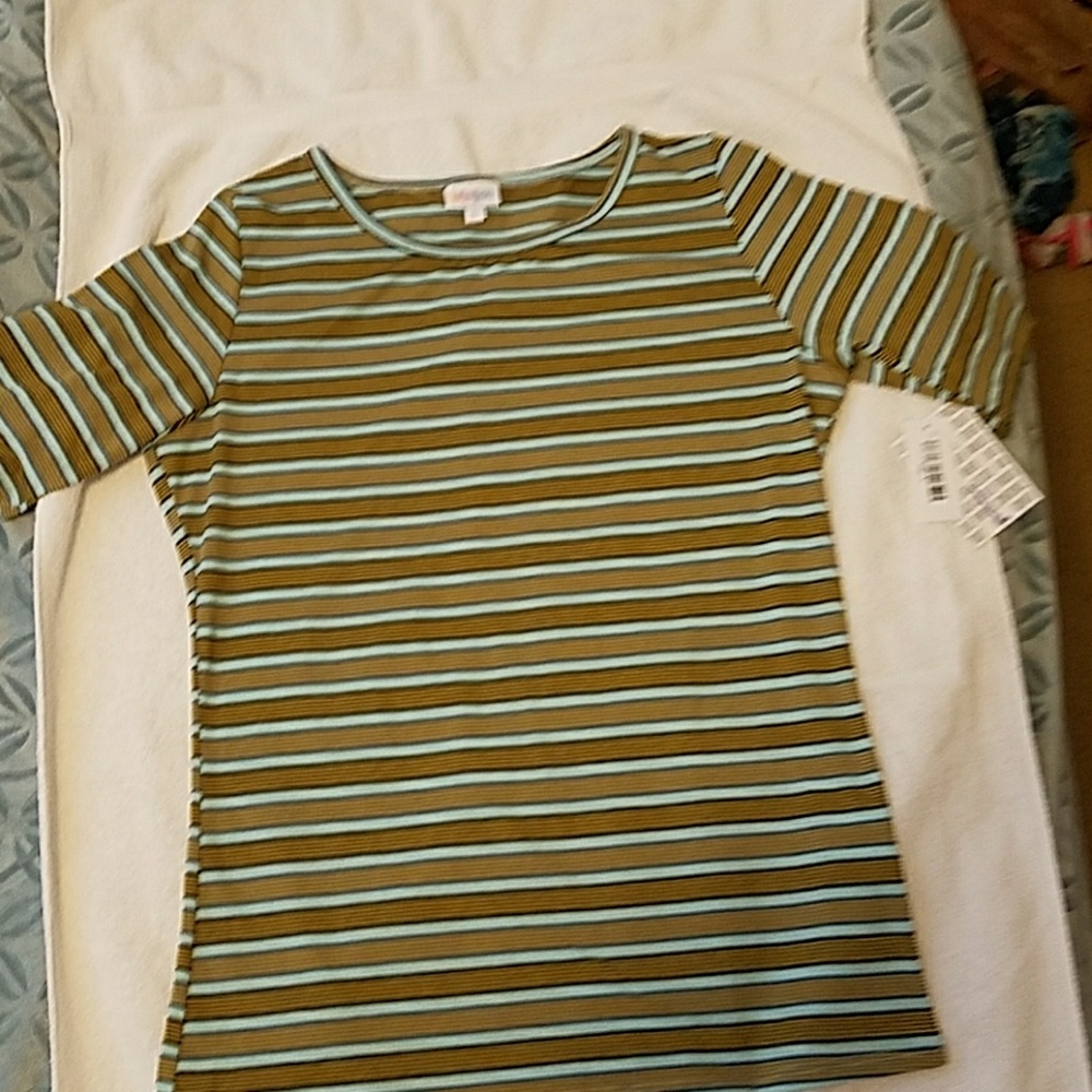 Large Gigi from lularoe
